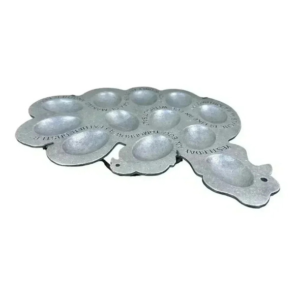 York Metal Crafters Chicken Hen Shaped Deviled Egg Dozen Holder VINTAGE 1976 - Picture 6 of 7